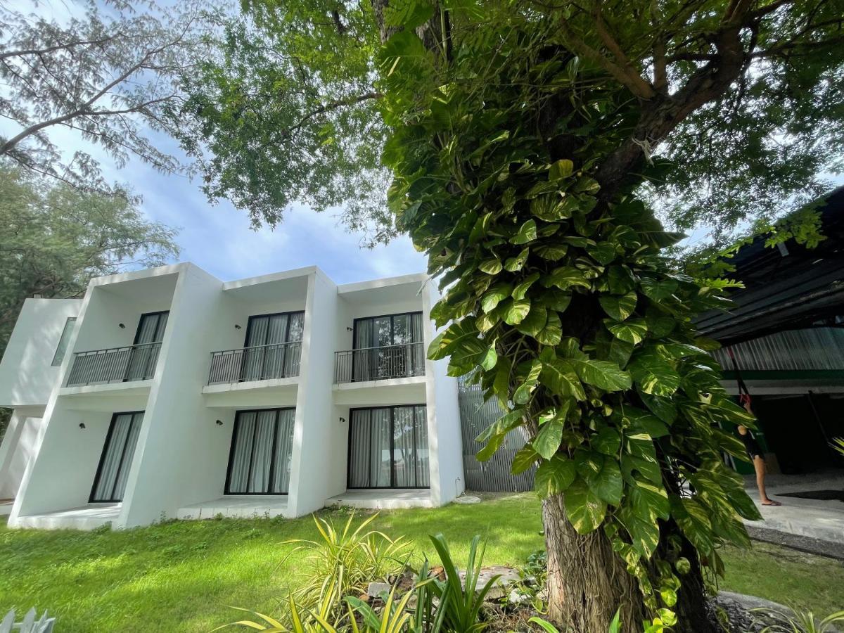 Phuket Muay Thai Hotel Rawai Beach 외부 사진