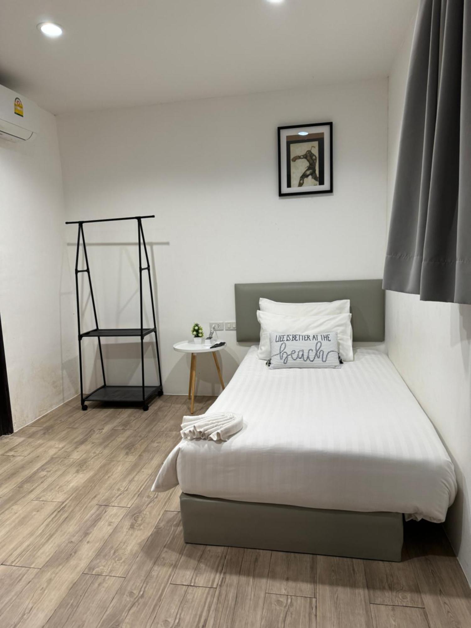 Phuket Muay Thai Hotel Rawai Beach 외부 사진